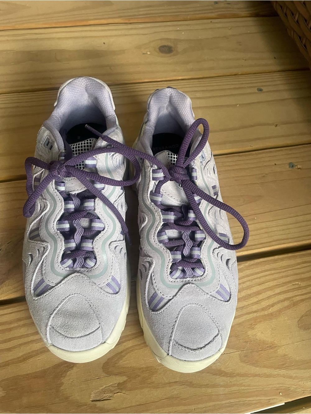 Unisex Purple Suede Wave Lace-Up trainers. Converse